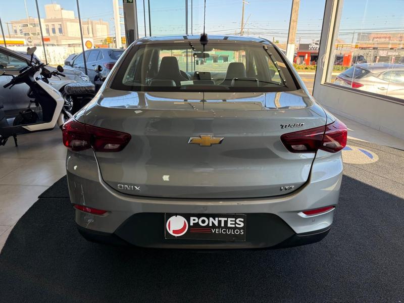 Chevrolet Onix Plus Plus LTZ 1.0 12V Tb Flex Aut. - foto 4