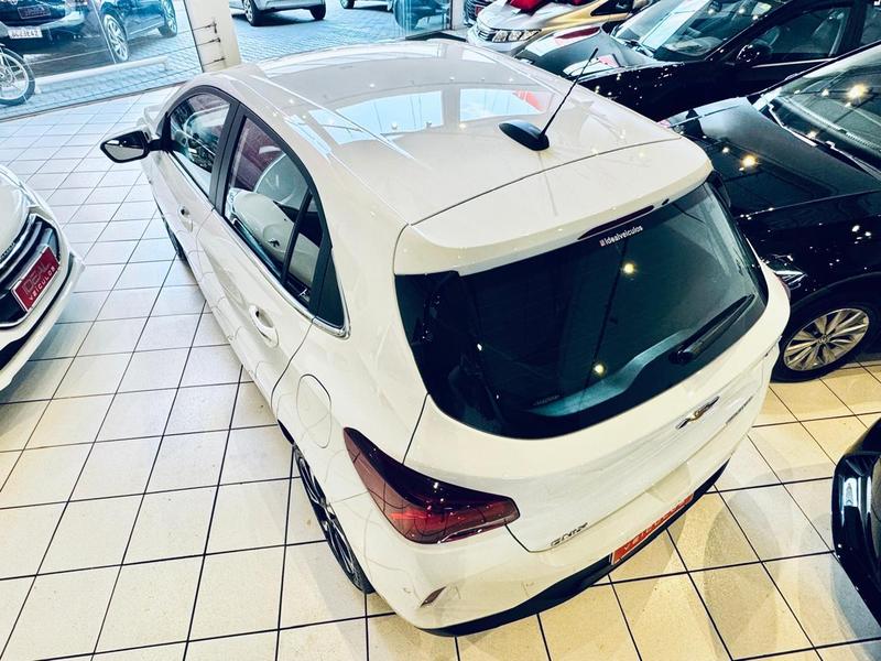 Chevrolet Onix 10tat - foto 8