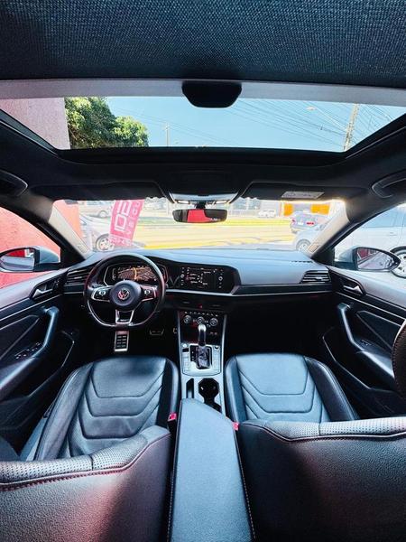 Volkswagen Jetta GLi Ag - foto 12