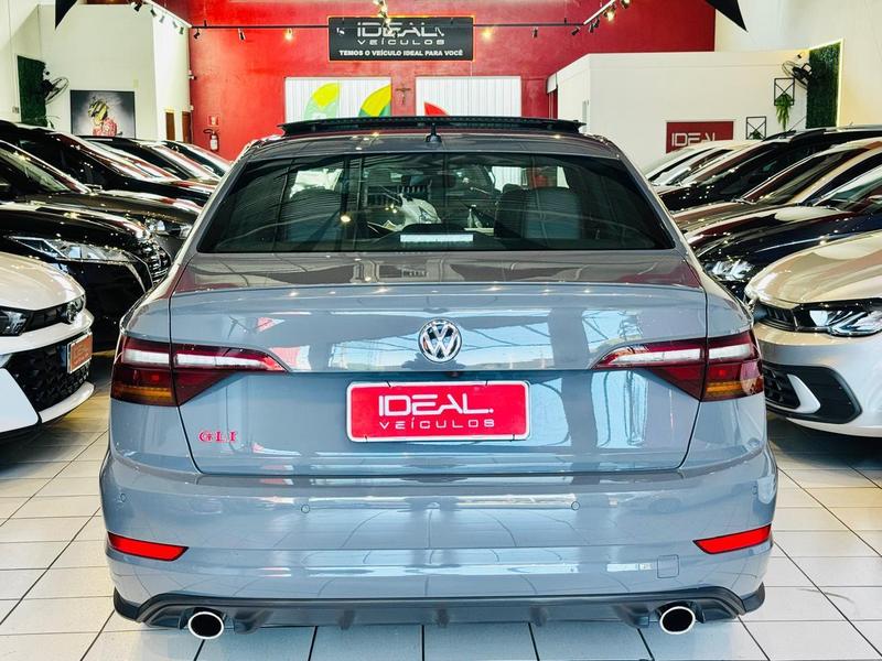Volkswagen Jetta GLi Ag - foto 6