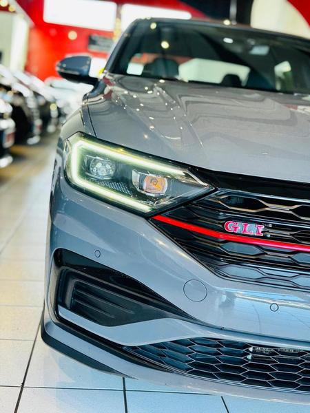 Volkswagen Jetta GLi Ag - foto 9