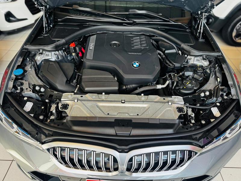BMW 320i M Sport Flex - foto 17