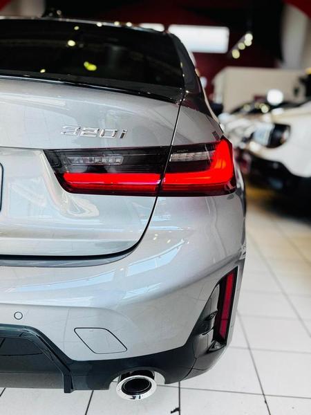 BMW 320i M Sport Flex - foto 10