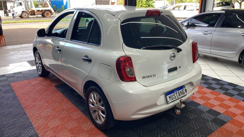 Nissan March 1.0 Mt - foto 4