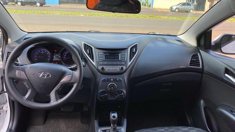 Hyundai HB20 1.6 Comfort Plus Automático Flex - foto 7