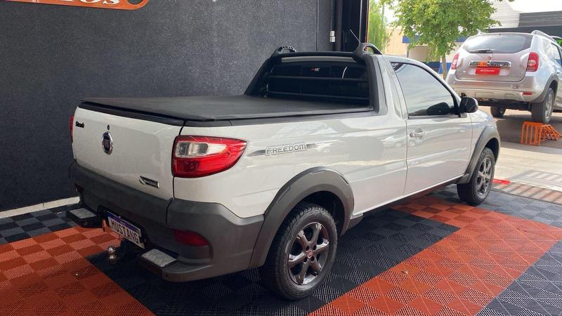 Fiat Strada Freedom 1.4 8V Cs - foto 4