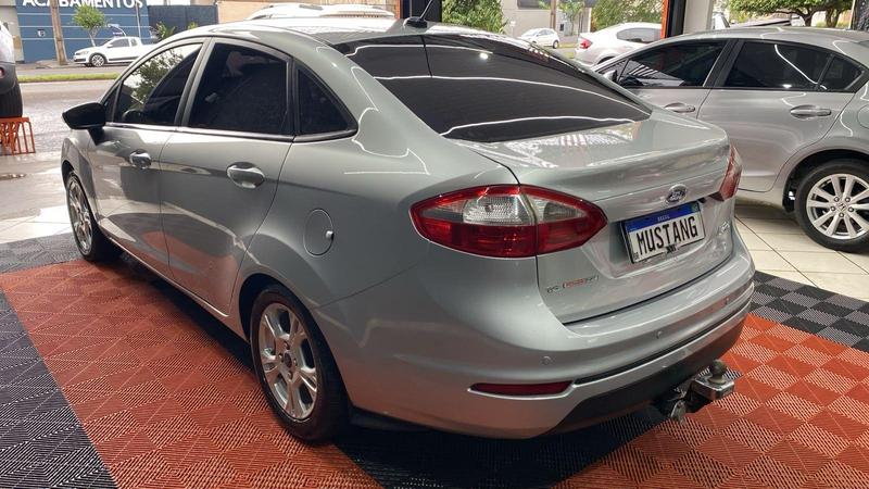 Ford Fiesta Sedan 1.6 16V Flex Aut. - foto 4