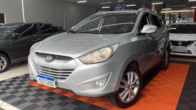 Hyundai ix35 2.0 - foto 2