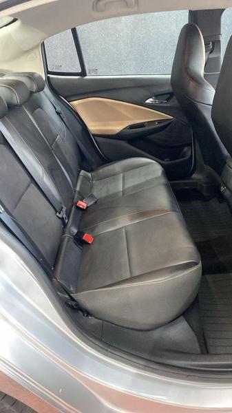 Chevrolet Onix Plus 10tat - foto 9