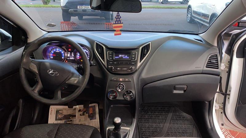 Hyundai HB20 Unique 1.0 Flex 12V Mec - foto 7