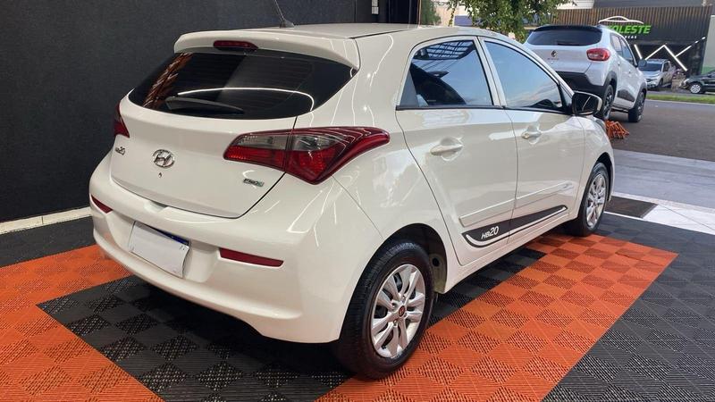 Hyundai HB20 Unique 1.0 Flex 12V Mec - foto 5