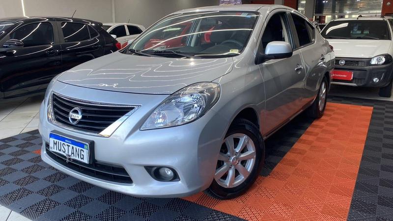 Nissan Versa 16sl Flex - foto 2