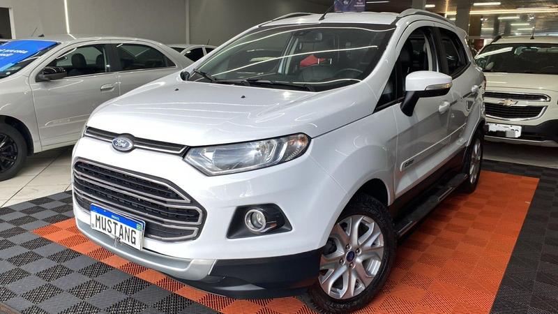 Ford EcoSport Tit At 2.0 - foto 2