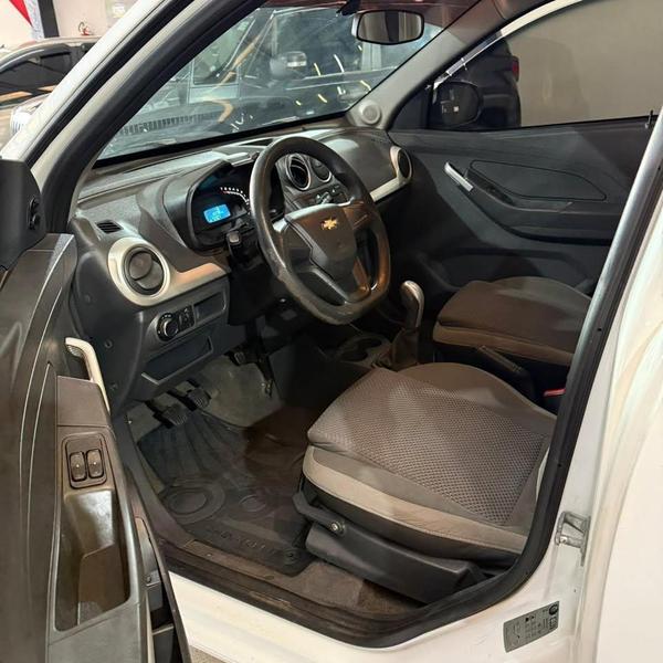 Chevrolet Montana ls - foto 7