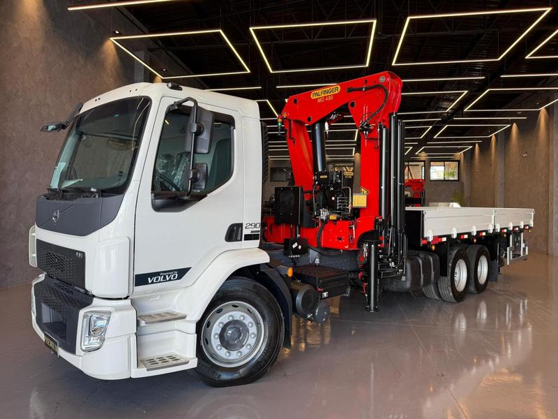 VOLVO VM 290 6X2 2P CITY DIESEL E6