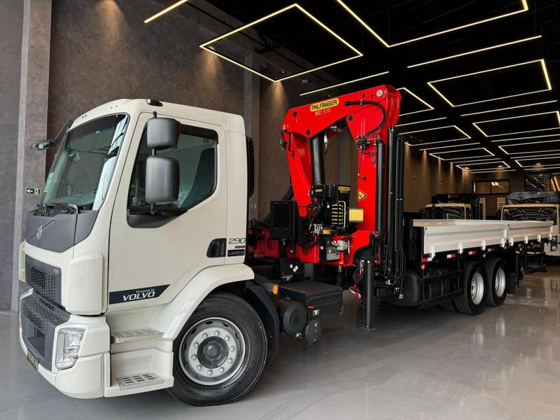 VOLVO VM 290 6X2 2P CITY DIESEL E6