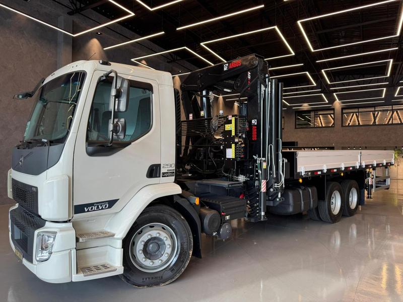 VOLVO VM 290 6X2 2P CITY DIESEL E6