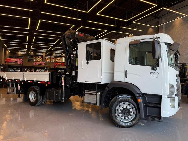 VOLKSWAGEN 17.210 TB-IC 4X2