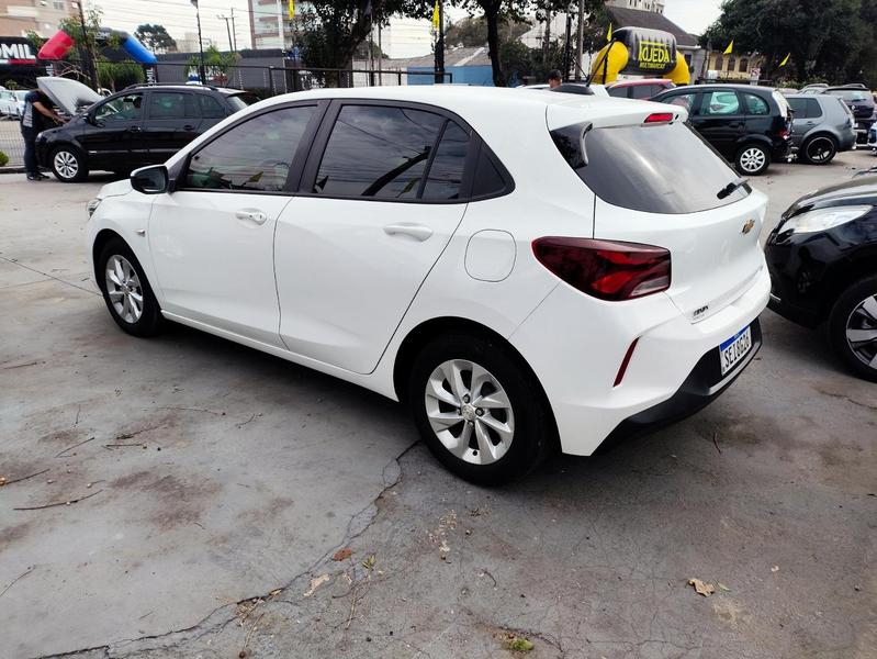 Chevrolet Onix Plus 10mt - foto 6