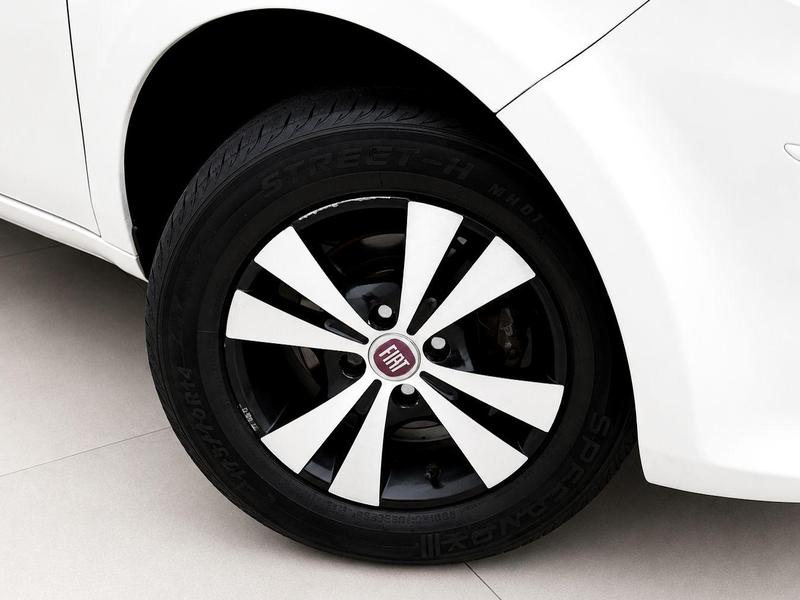 Fiat Idea 1.6 MPI Essence 16V Flex 4P Manual - foto 3
