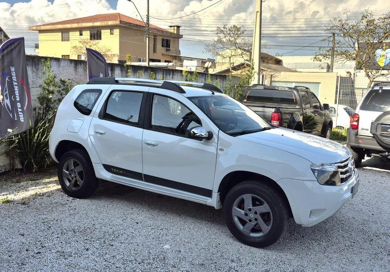 Renault Duster 1.6 Dynamique 4X2 16V Flex 4P Manual - foto 2