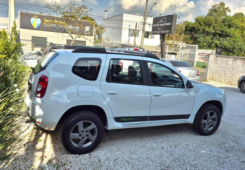 Renault Duster 1.6 Dynamique 4X2 16V Flex 4P Manual - foto 5
