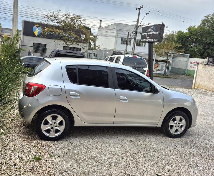 Renault Sandero Stepway Hi Power 1.6 8V 5P - foto 7