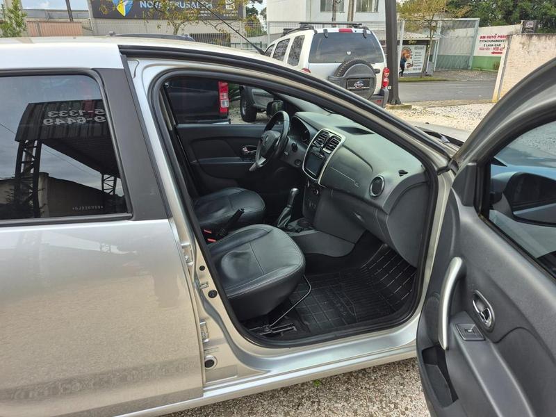 Renault Sandero Stepway Hi Power 1.6 8V 5P - foto 9
