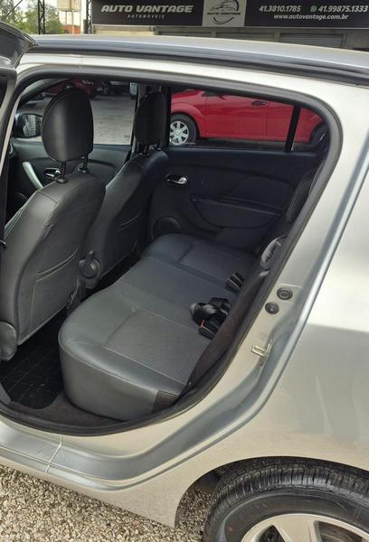 Renault Sandero Stepway Hi Power 1.6 8V 5P - foto 12