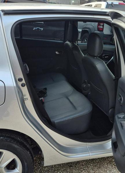Renault Sandero Stepway Hi Power 1.6 8V 5P - foto 11