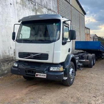 VOLVO VM 310 6X4R