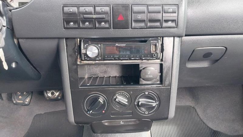 Volkswagen Gol Varias - foto 10