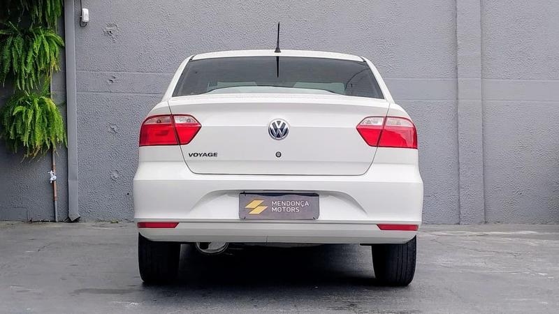 Volkswagen Voyage 1.6 MSI Flex 8V 4P - foto 4