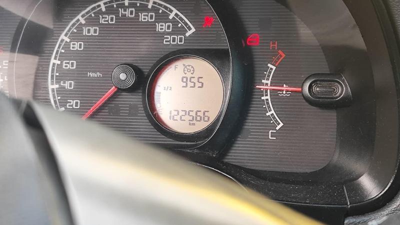 Fiat Strada Adventure 1.8 1.8 Locker Flex Ce - foto 5