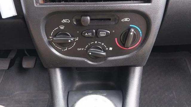 PEUGEOT 207HB XR 2013, miniatura 9
