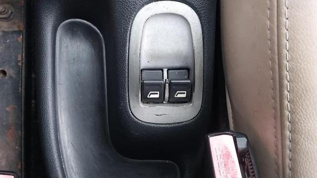 PEUGEOT 207HB XR 2013, miniatura 11
