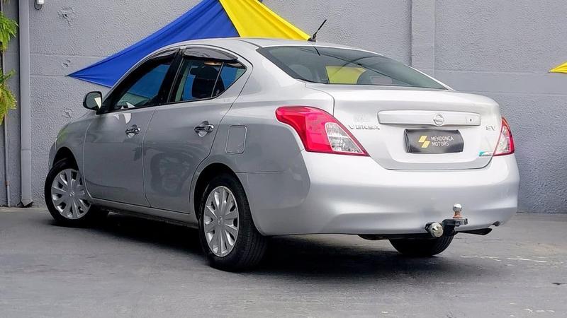 Nissan Versa 16sv Flex - foto 2