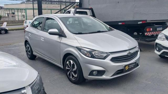 CHEVROLET ONIX 1.0MT LT 2019 fotografado na Mendonça Motors