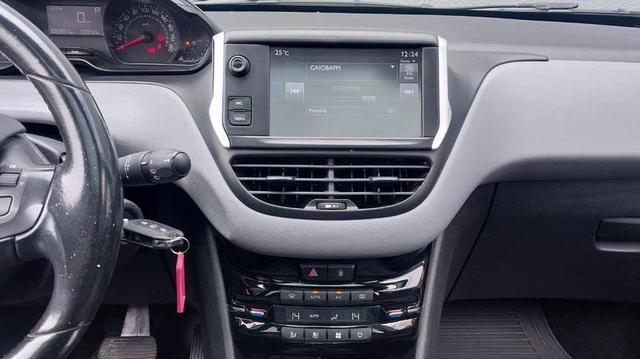 PEUGEOT 208 ALLURE AT 2017, miniatura 10