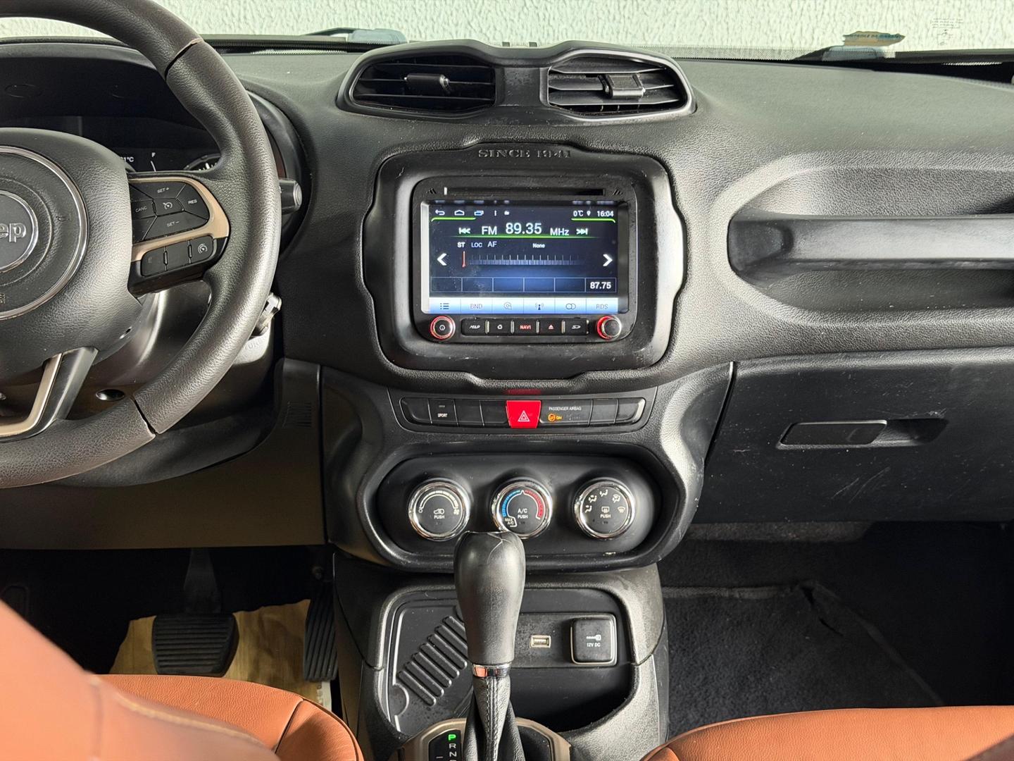 JEEP RENEGADE 1.8 AT 2018 - Imagem 13