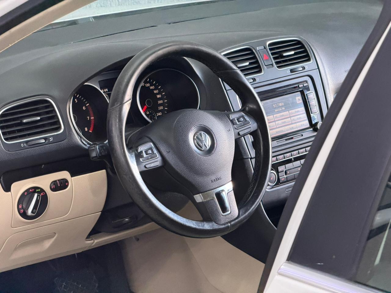 VOLKSWAGEN JETTA VARIANT 2011 - Imagem 14