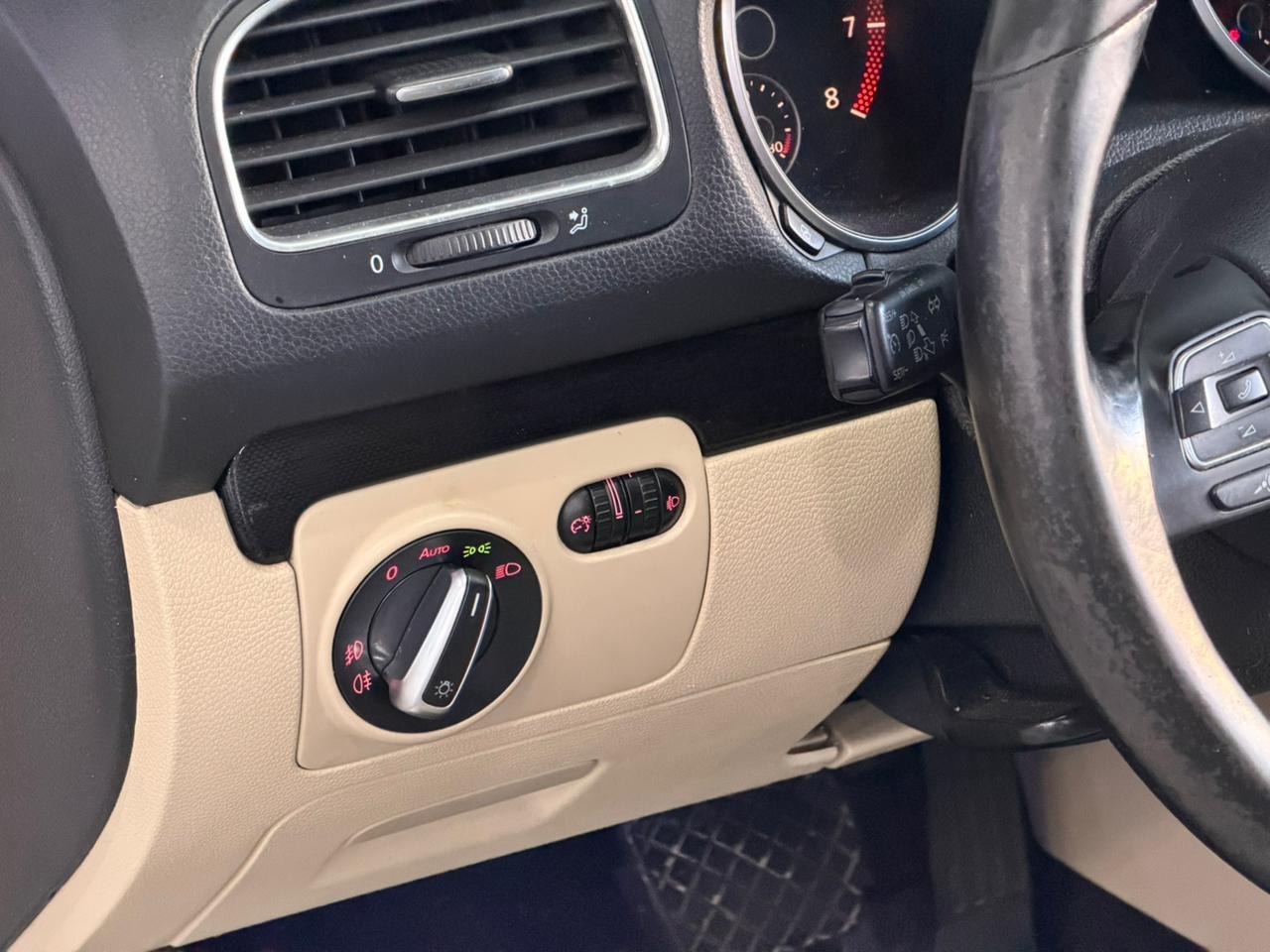 VOLKSWAGEN JETTA VARIANT 2011 - Imagem 16