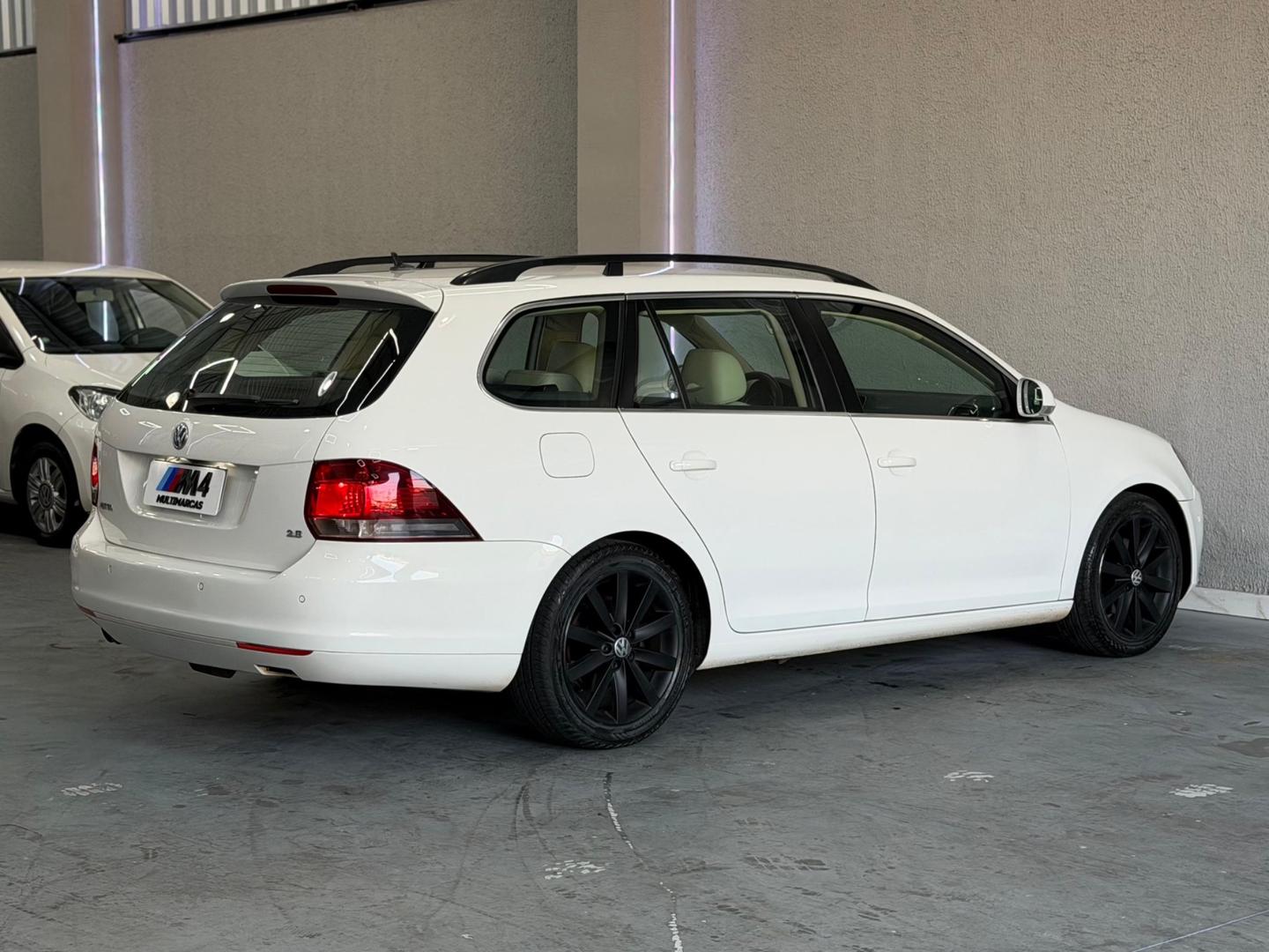 VOLKSWAGEN JETTA VARIANT 2011 - Imagem 5