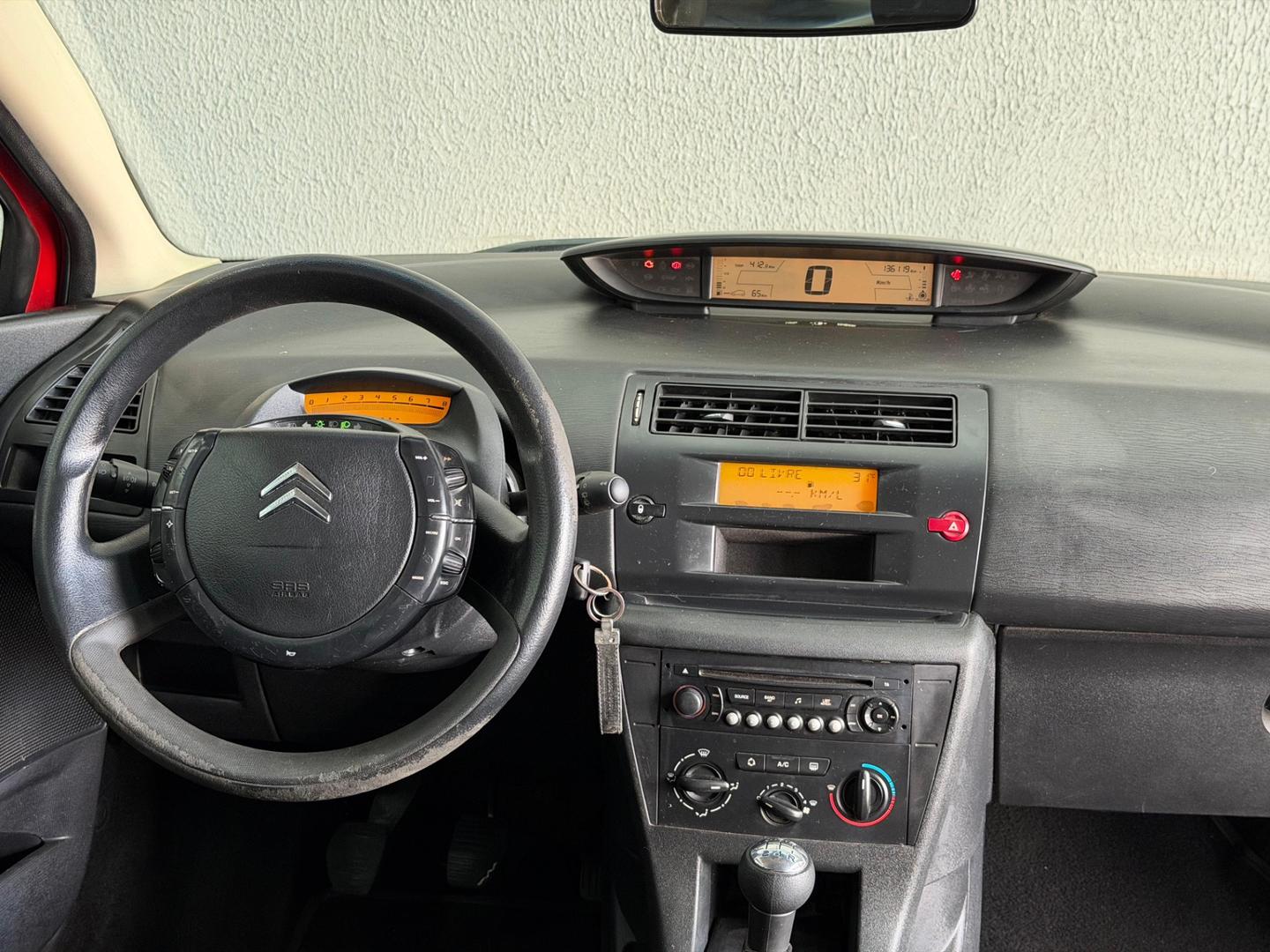 CITROEN C4 1.6 TENDANCE 16V FLEX 4P MANUAL 2014 - Imagem 9
