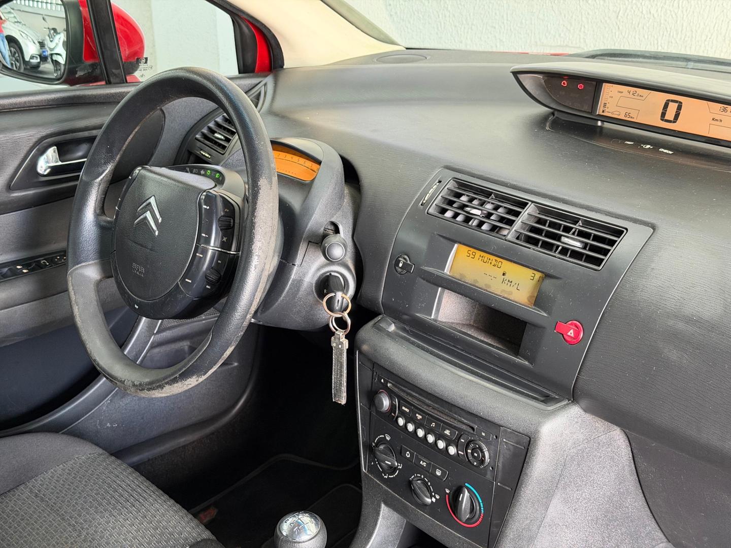 CITROEN C4 1.6 TENDANCE 16V FLEX 4P MANUAL 2014 - Imagem 5