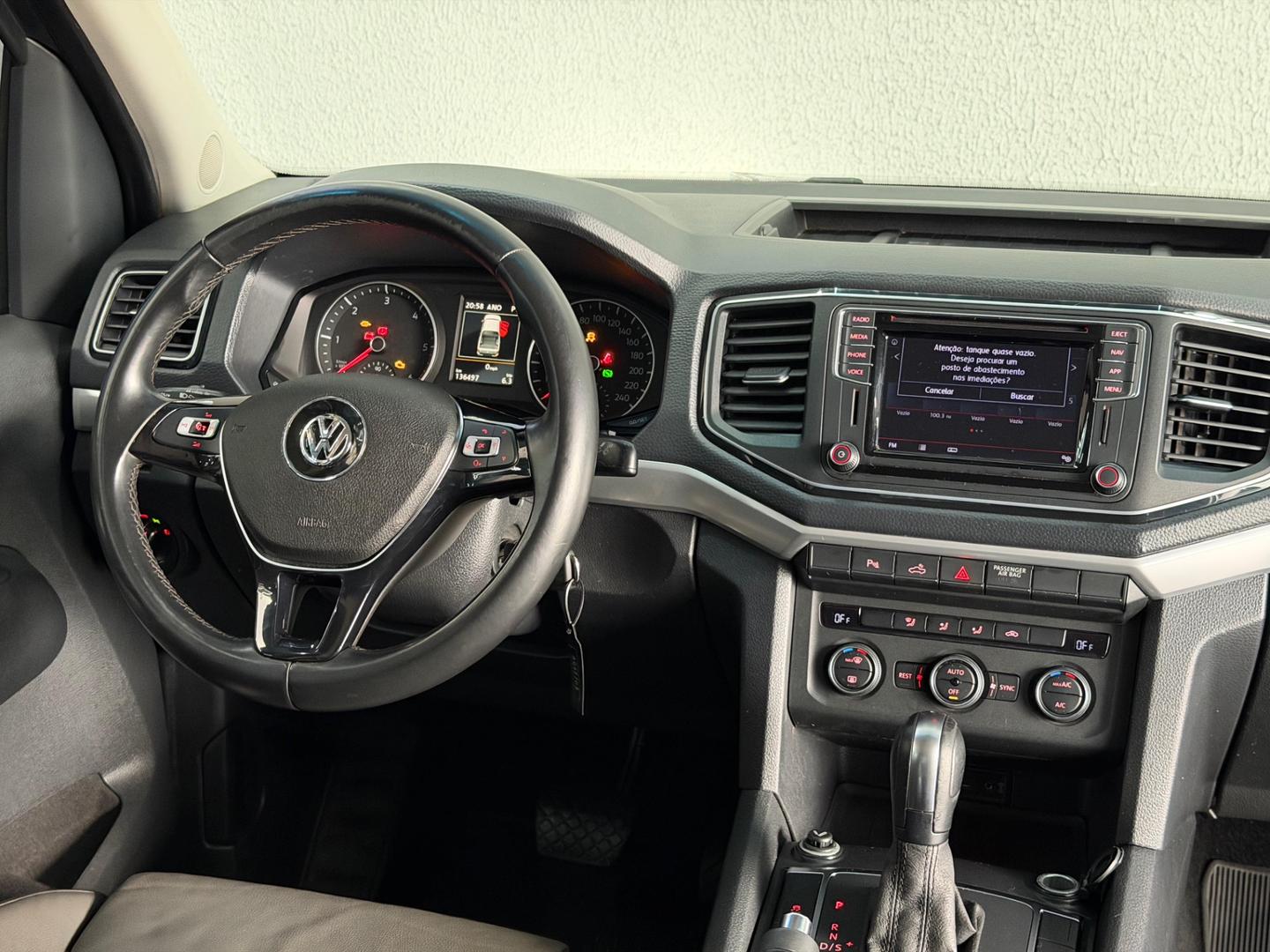 VOLKSWAGEN AMAROK V6 HIGH AC4 2019 - Imagem 9