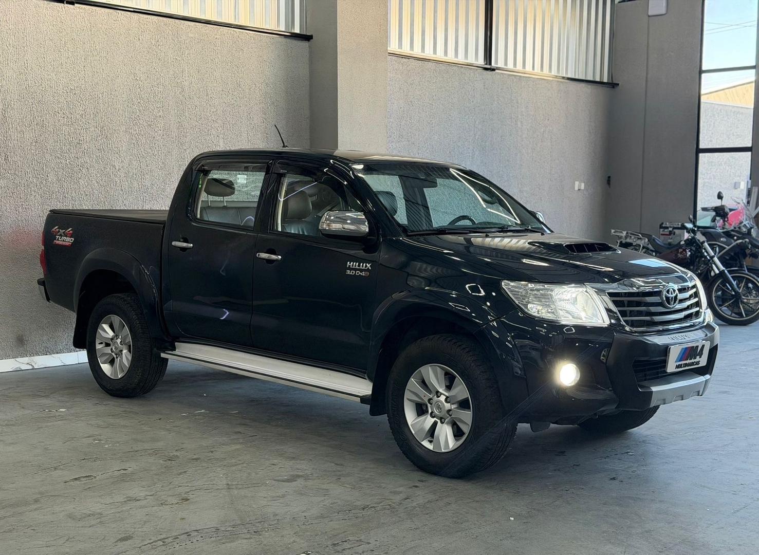 TOYOTA HILUX CD4X4 SRV 2013 - Imagem 1