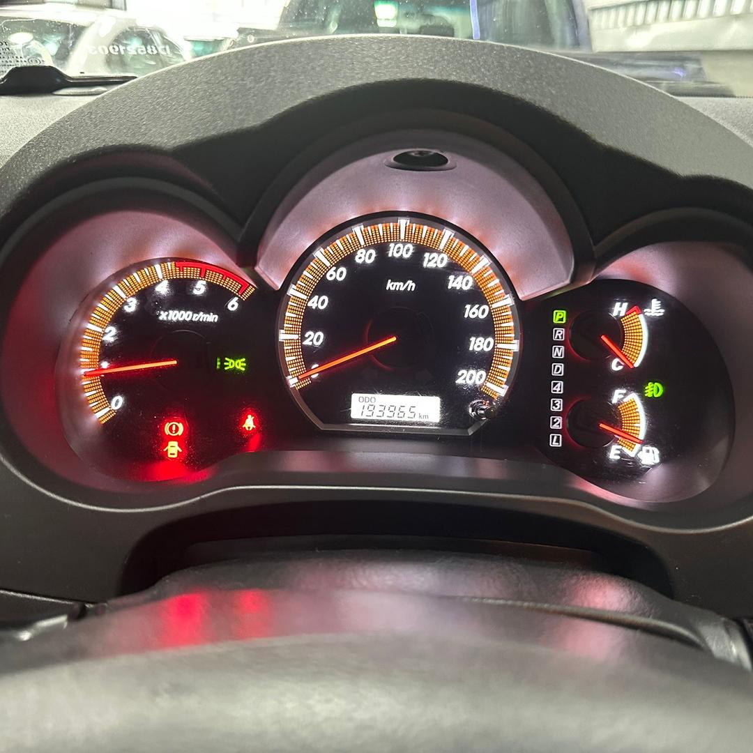 TOYOTA HILUX CD4X4 SRV 2013 - Imagem 14