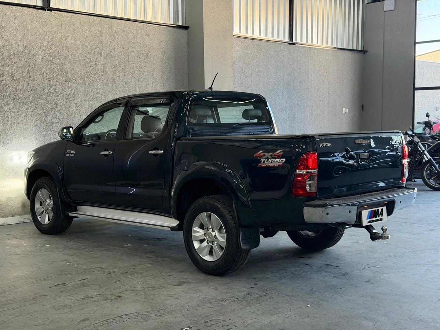 TOYOTA HILUX CD4X4 SRV 2013 - Imagem 2