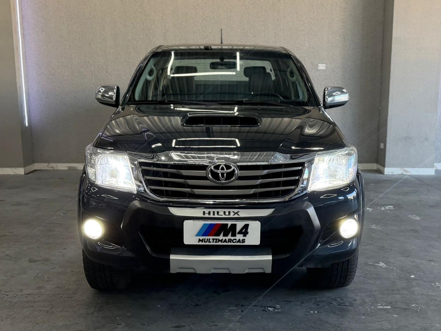 TOYOTA HILUX CD4X4 SRV 2013 - Imagem 4
